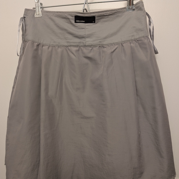 Vero Moda Black and Grey Knee-length Skirt With Pockets - Picture 8 of 10